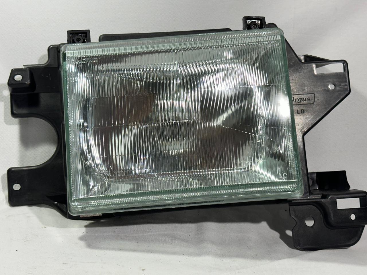 Farol Dianteiro Ford F1000 F4000 LD